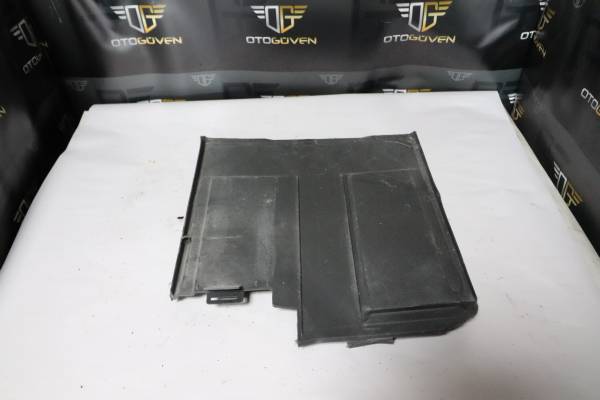 FORD CUSTOM 310 S 100 PS ÇIKMA PARÇA  ÜST AKÜ KORUMA KAPAĞI